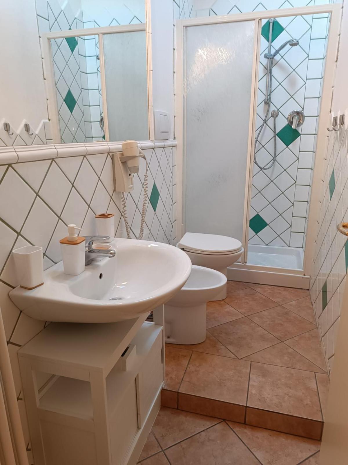 Int 4 - Suite Edoardo By Residence San Luca Bologna Kültér fotó