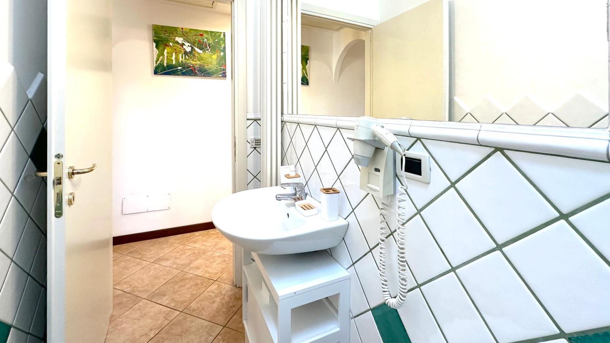Int 4 - Suite Edoardo By Residence San Luca Bologna Kültér fotó